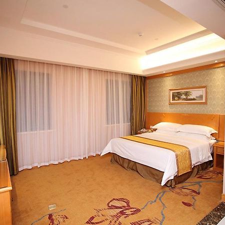 Vienna Hotel Jiangsu Kunshan Exhibition Center Екстериор снимка