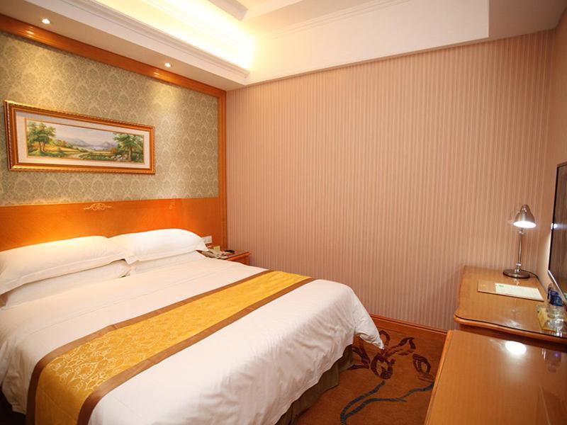 Vienna Hotel Jiangsu Kunshan Exhibition Center Екстериор снимка